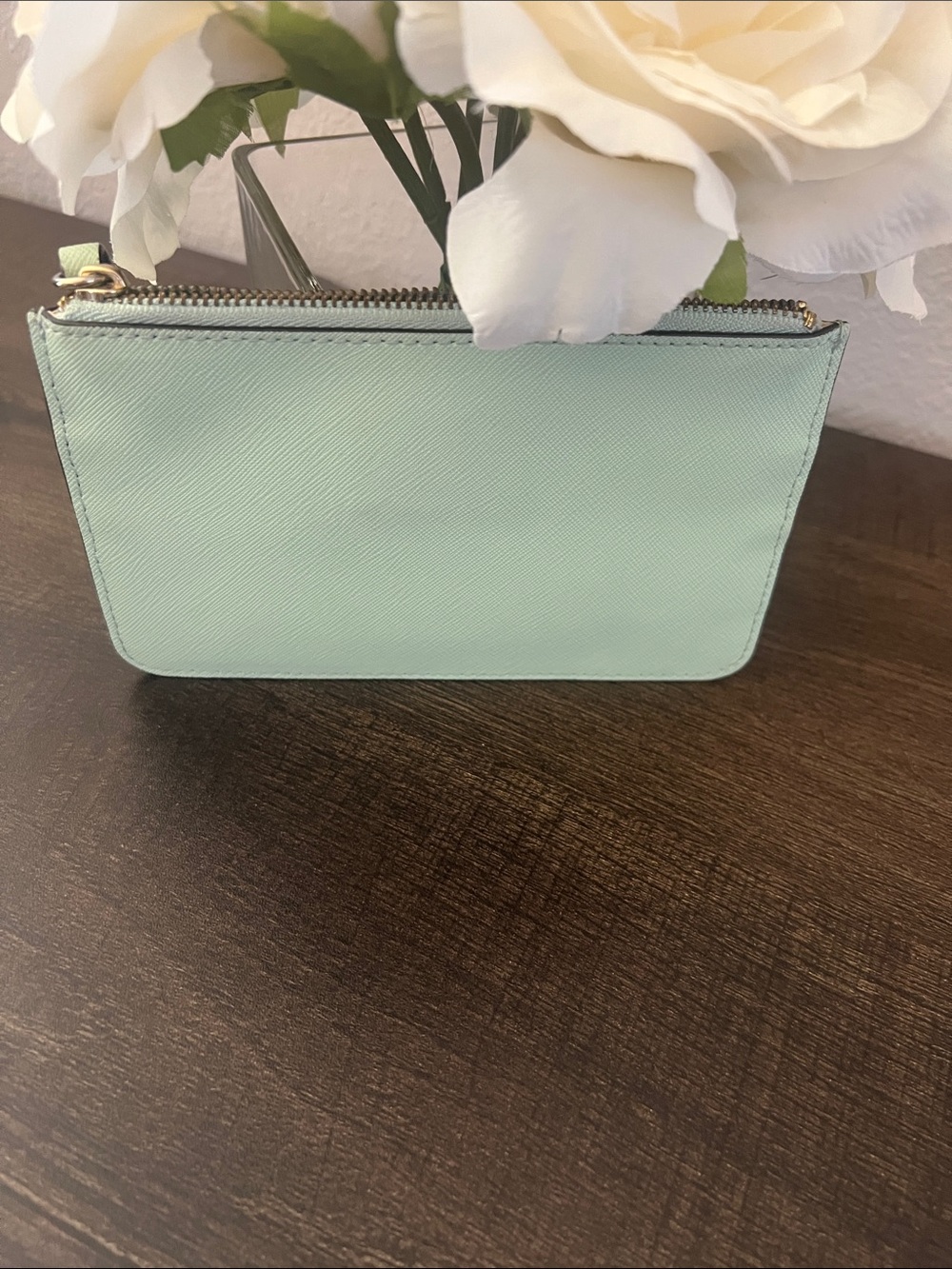 kate spade Mikas Pond Bee Mint Green Wristlet - Picture 5 of 5